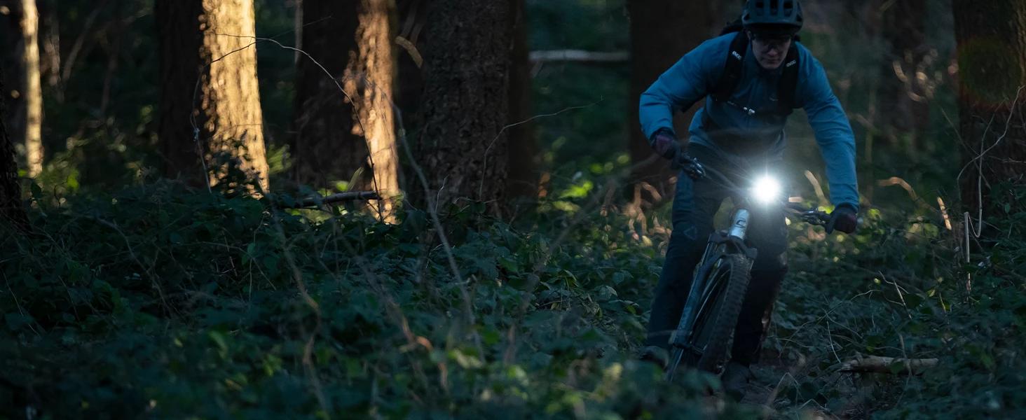 Titelseite 33 Titelseite -E-Bike Verkaufsgeschäft 62